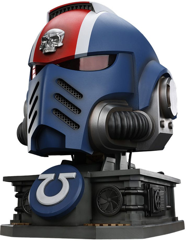 Warhammer 40K: Space Marine 2 Replica - Ultramarines Lieutenant Titus Helmet (with Display Stand)