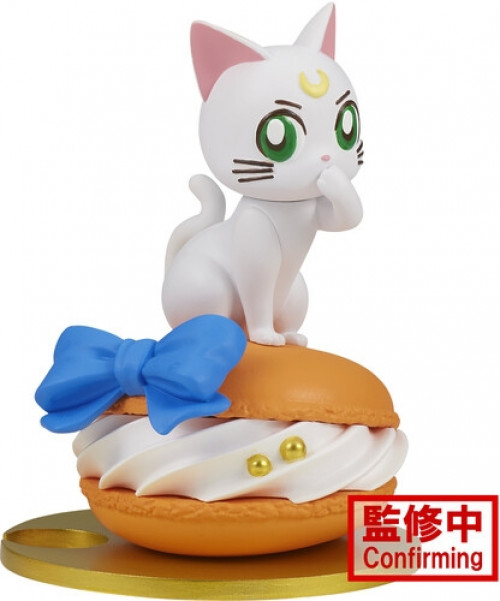Pretty Guardian Sailor Moon Cosmos Figure - Artemis